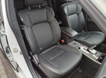 Mitsubishi - Outlander