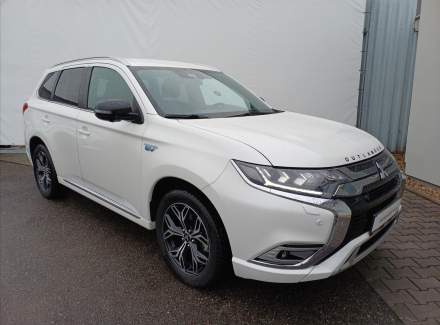 Mitsubishi - Outlander