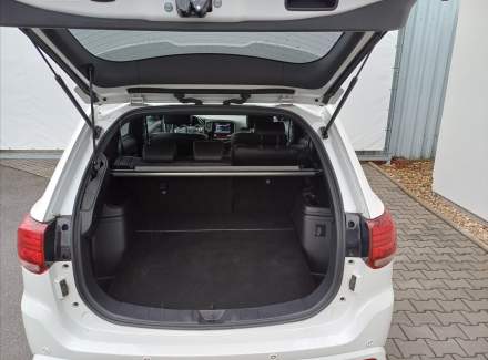 Mitsubishi - Outlander