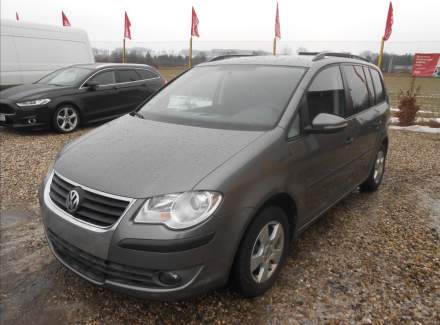 Volkswagen - Touran