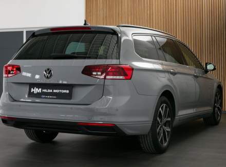 Volkswagen - Passat