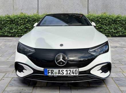 Mercedes-Benz - EQE