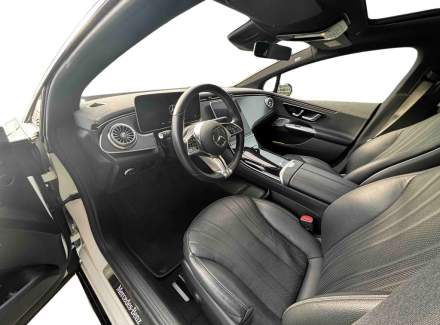 Mercedes-Benz - EQE