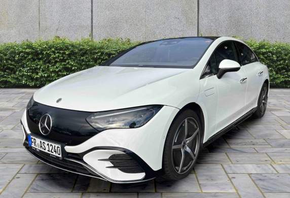 Mercedes-Benz - EQE