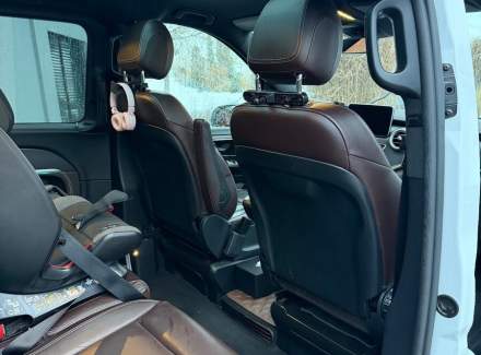 Mercedes-Benz - V-class