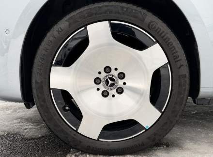 Mercedes-Benz - V-class