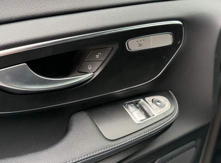 Mercedes-Benz - V-class