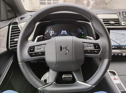 DS Automobiles - DS7 Crossback