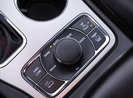 Jeep - Grand Cherokee