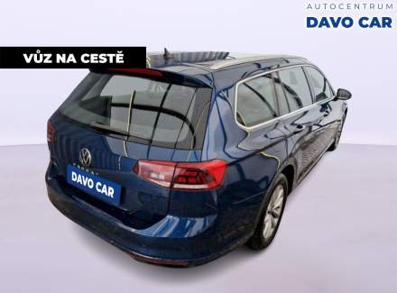 Volkswagen - Passat