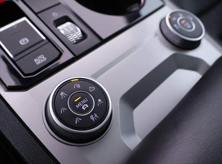 Volkswagen - Touareg