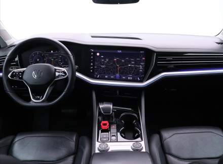 Volkswagen - Touareg