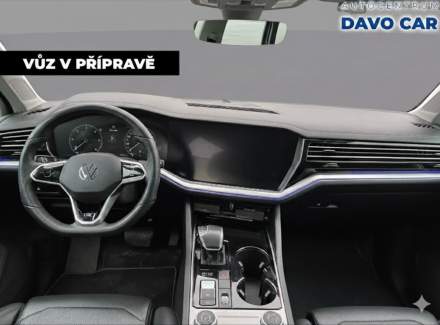 Volkswagen - Touareg