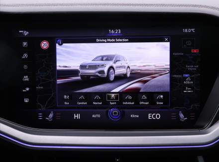 Volkswagen - Touareg