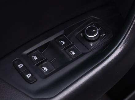 Volkswagen - Touareg