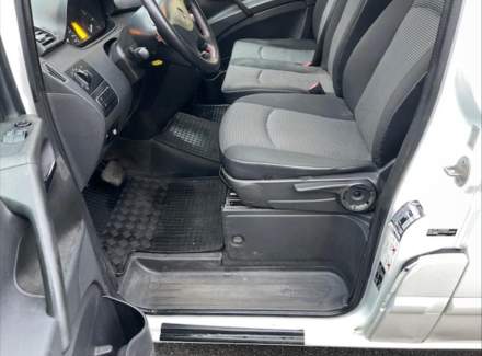 Mercedes-Benz - Vito