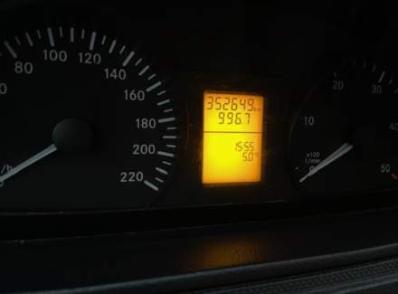 Mercedes-Benz - Vito