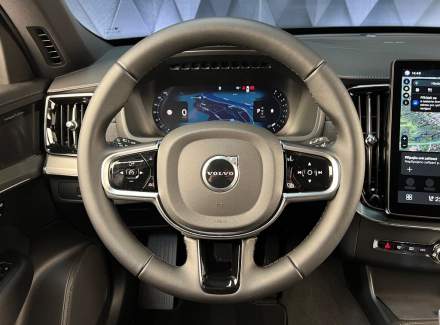 Volvo - XC90
