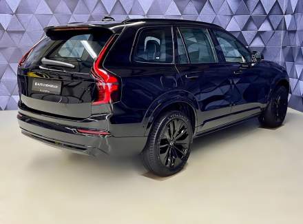 Volvo - XC90