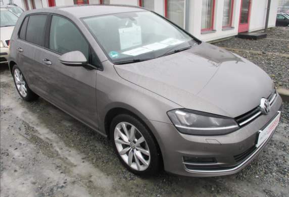 Volkswagen - Golf