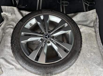 Mercedes-Benz - Vito