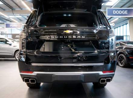 Chevrolet - Suburban