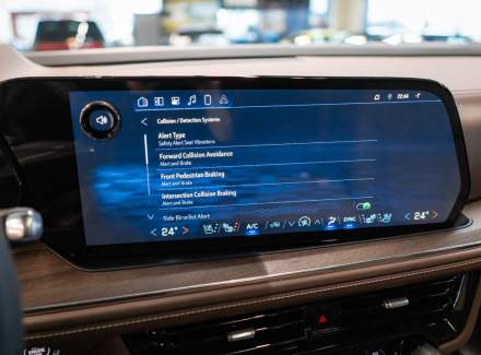 Chevrolet - Suburban