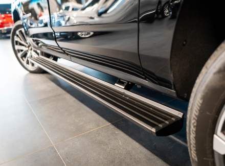 Chevrolet - Suburban