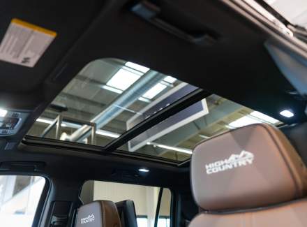 Chevrolet - Suburban