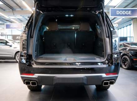 Chevrolet - Suburban