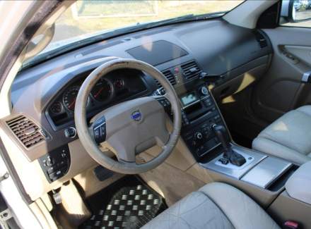 Volvo - XC90