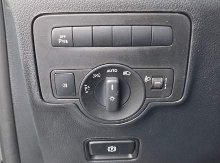 Mercedes-Benz - Vito
