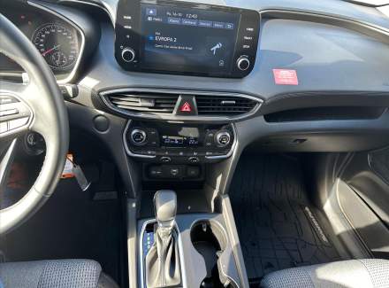 Hyundai - Santa FE