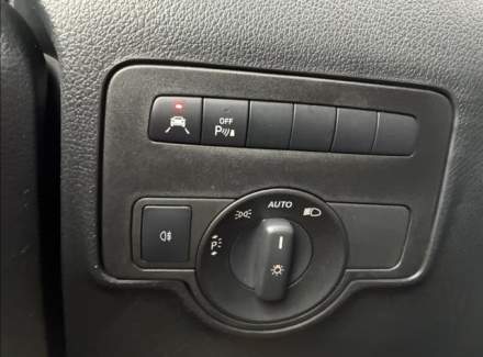 Mercedes-Benz - Vito