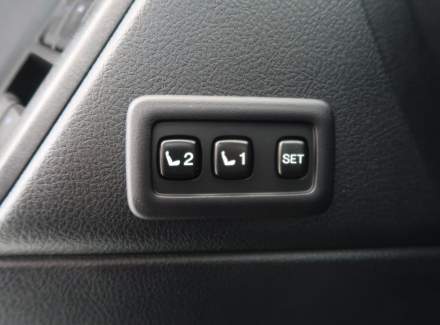 Toyota - Land Cruiser