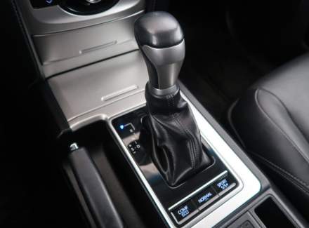 Toyota - Land Cruiser