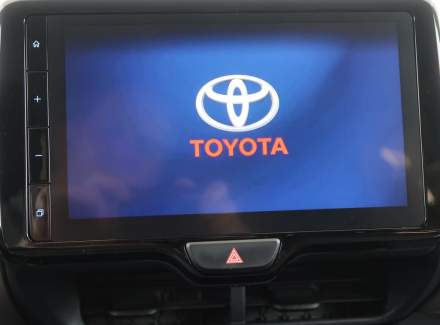 Toyota - Yaris Cross