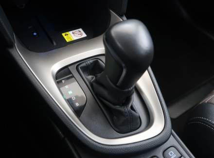 Toyota - Yaris Cross