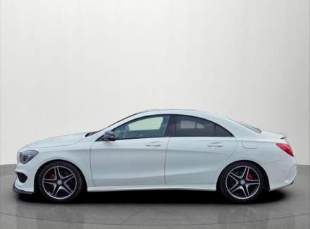 Mercedes-Benz - CLA