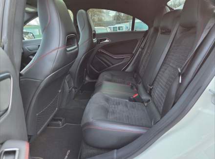 Mercedes-Benz - CLA