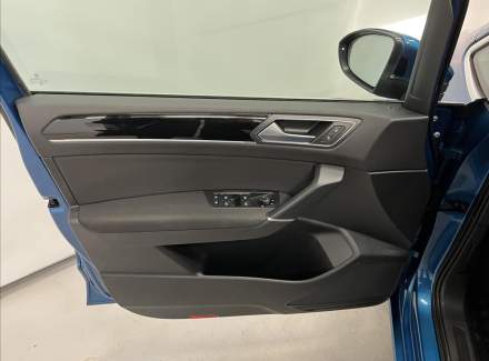 Volkswagen - Touran