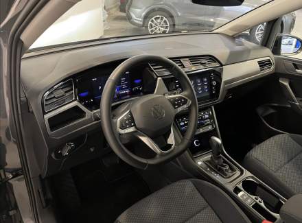 Volkswagen - Touran