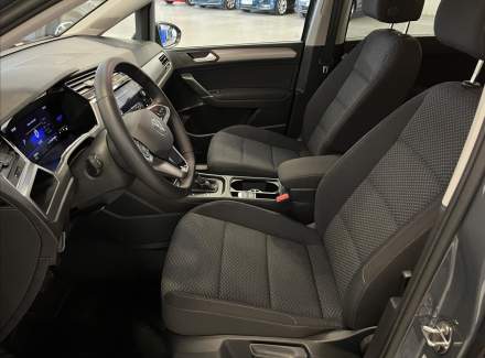 Volkswagen - Touran