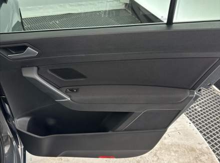 Volkswagen - Touran