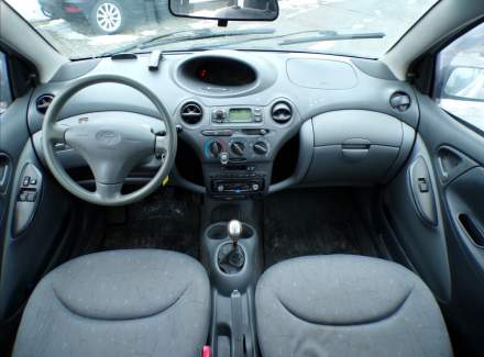 Toyota - Yaris
