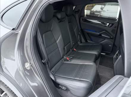 Porsche - Cayenne