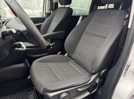Mercedes-Benz - Vito