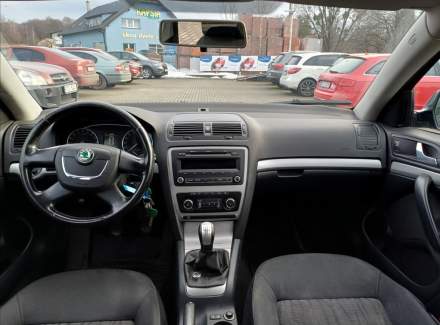 Škoda - Octavia