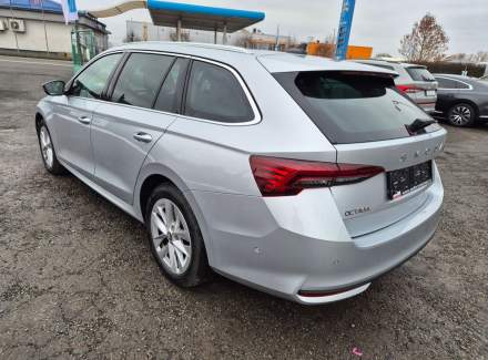 Škoda - Octavia