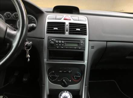 Peugeot - 307